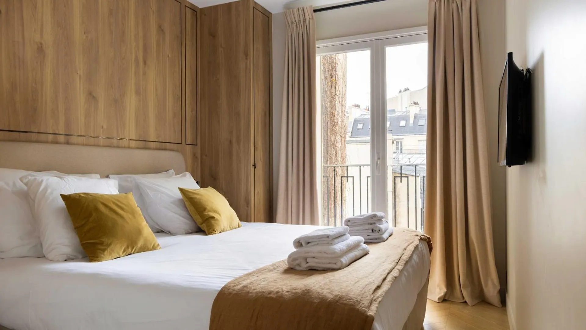 Spacious Apartment - 3Br-8P - Eiffel Tower Paris 0*,